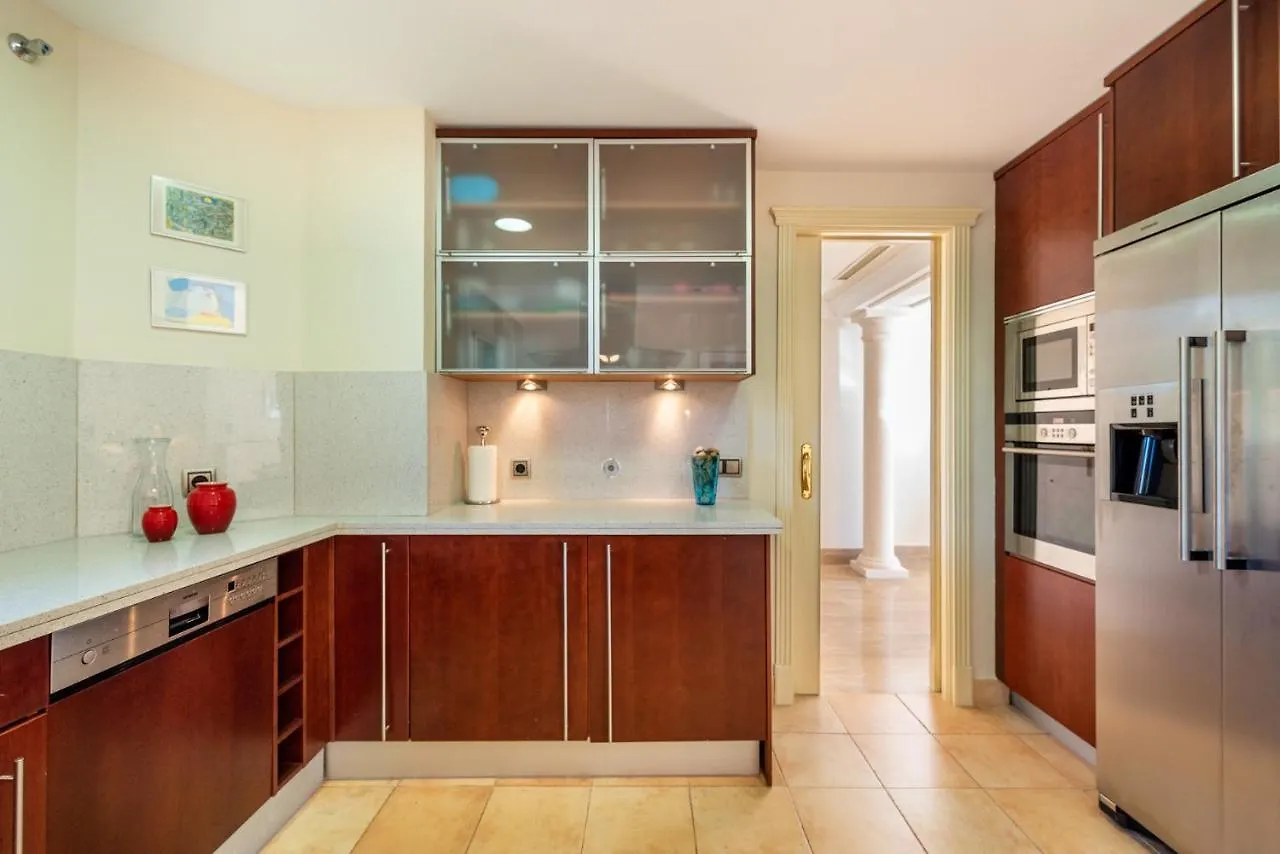 Sierra Blanca, Marbella Apartment
